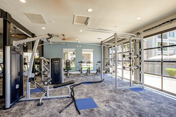 Fresh air 24-hour fitness studio and smoothie bar